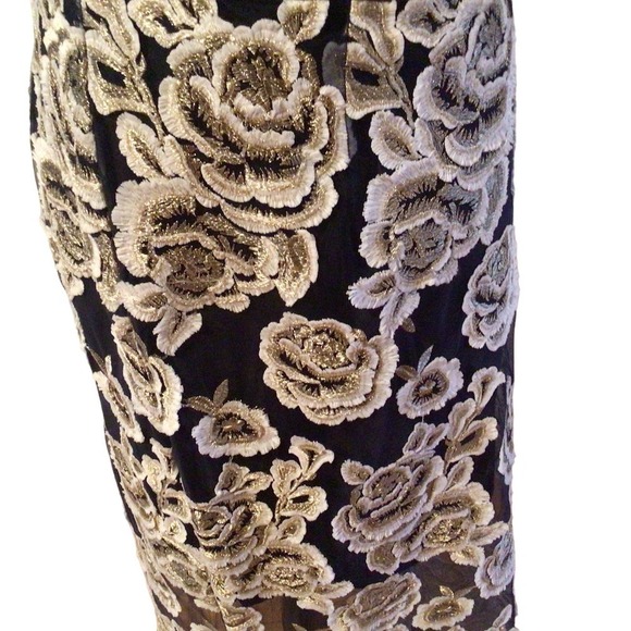 NWT Tahari Flower Skirt sz 14 - Picture 2 of 3